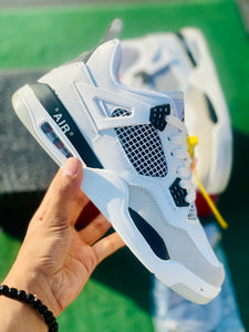 AIR JORDAN RETRO 4